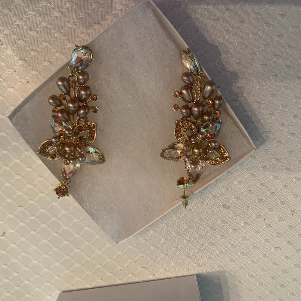 Rosegold and pearl dangle earrings